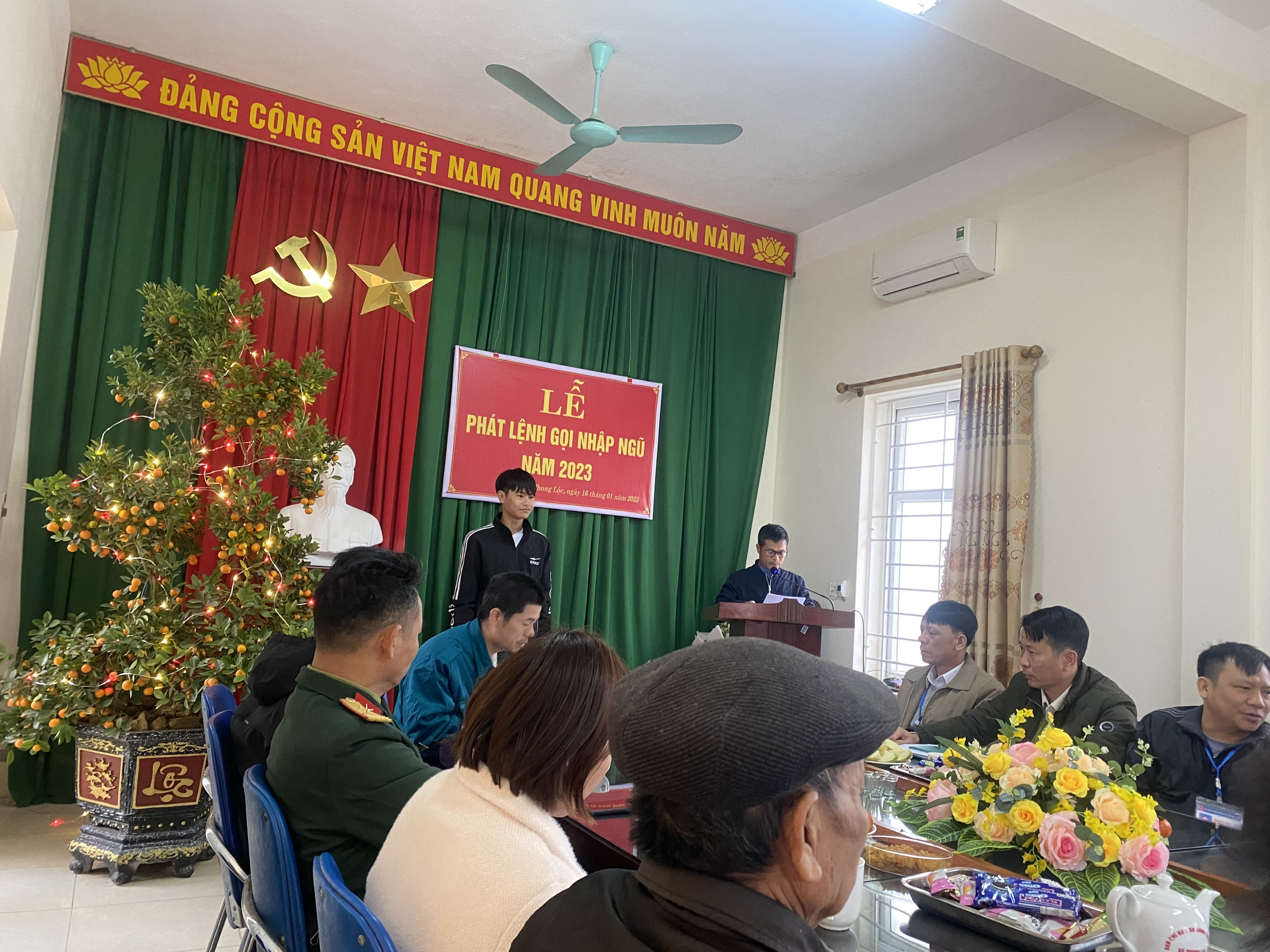 Ngày 16 tháng 01 năm 2023, Ban chỉ huy quân sự xã Phong Lộc đã tổ chức buổi lễ Phát lệnh gọi nhập ngũ năm 2023